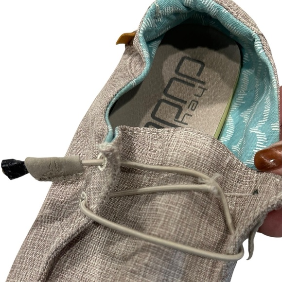 Women’s HEY DUDE Wendy Gray Chambray Slip On Shoes Size 10 - Picture 5 of 6